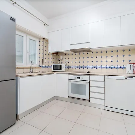 403 - Oura - 2 Bedroom- Sea View 公寓 *