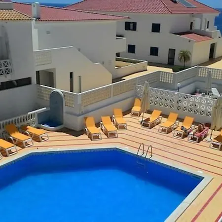 Apartment 403 - Oura - 2 Bedroom- Sea View *